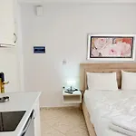 Eleni * Sarandë