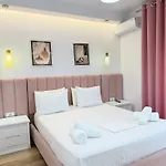 Eleni * Sarandë