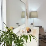 Eleni * Sarandë