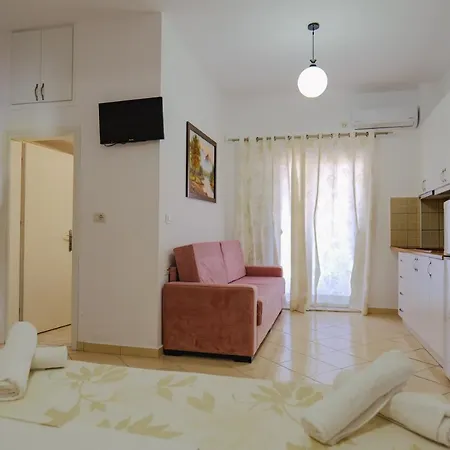 Eleni Hétvégi ház *