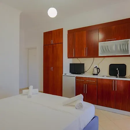 Eleni Country house Sarande