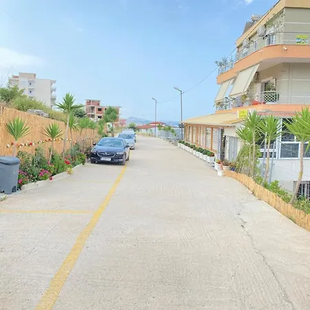 Eleni * Sarande