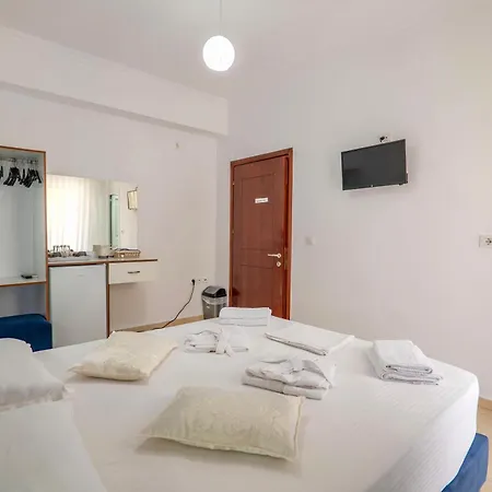 Eleni Country house Sarande
